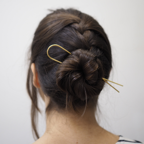 Lizzy Minimal Brass Hairpin - Straight